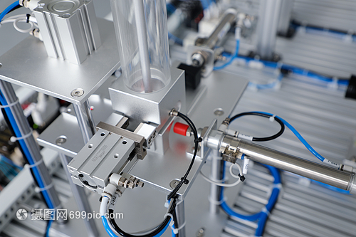 機電一體化 現代工業設備的智慧融合